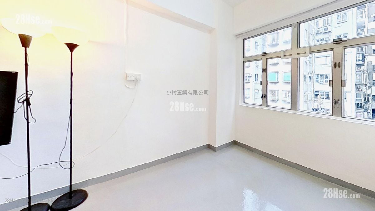 living room: 20 Possession Street Rental 1 Bedroom , 1 Bathroom 358 ft²