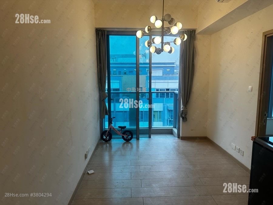 峻峦 售盘 1 房 405 平方尺