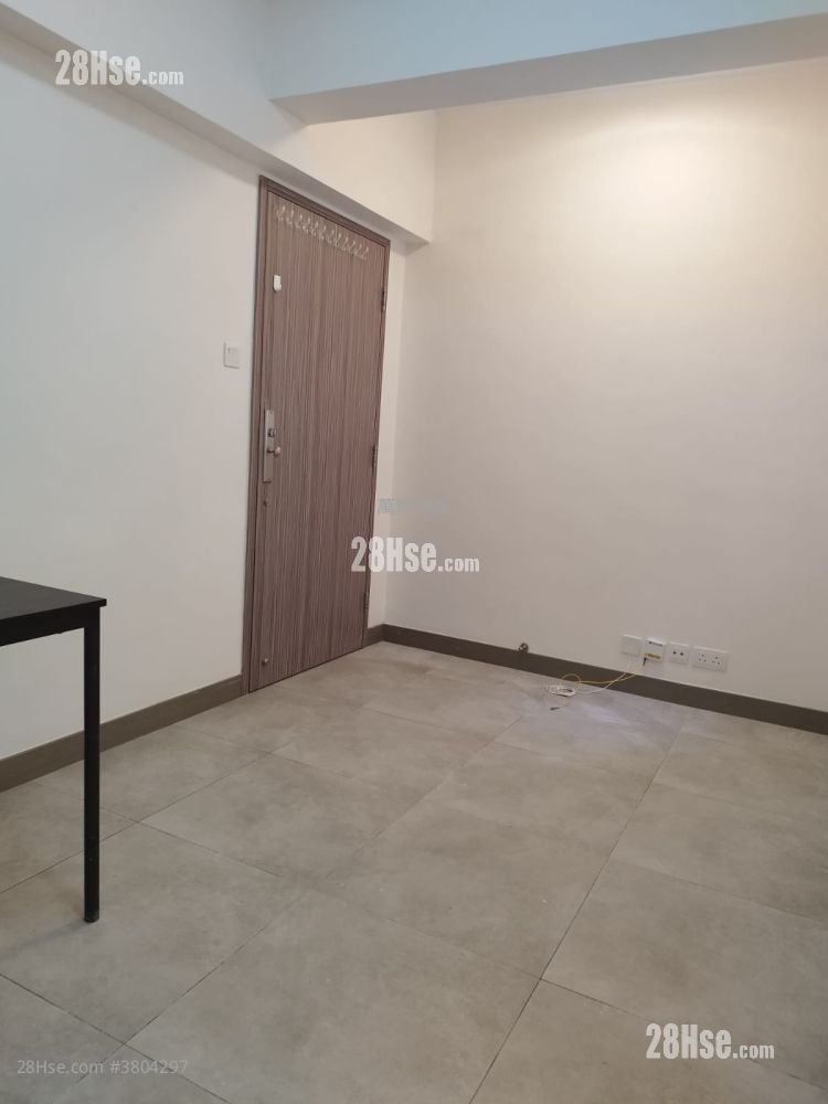 昌兴大厦 租盘 378 平方尺