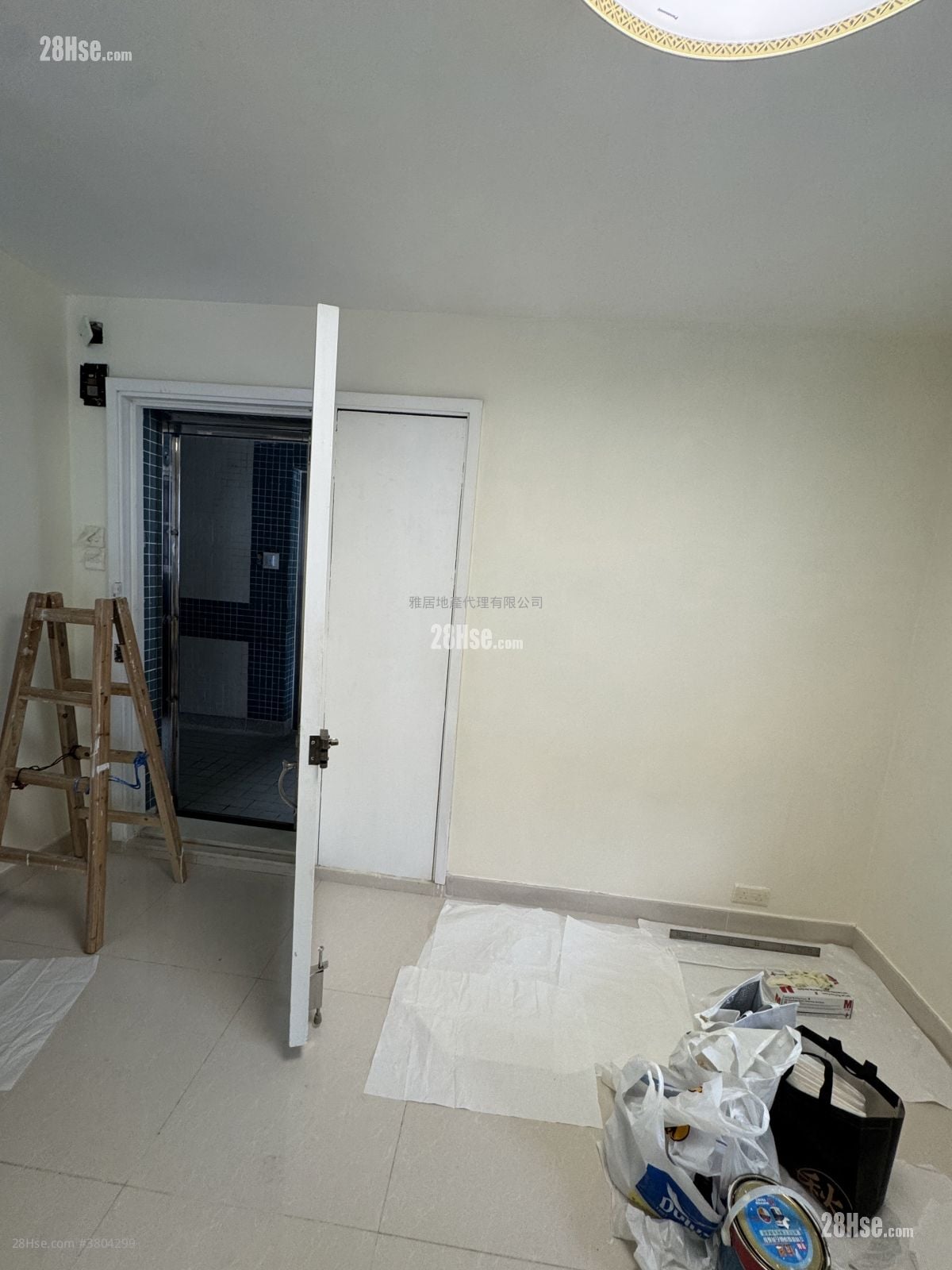 Hong Nga Court Rental 2 Bedrooms , 1 Bathroom 438 ft²
