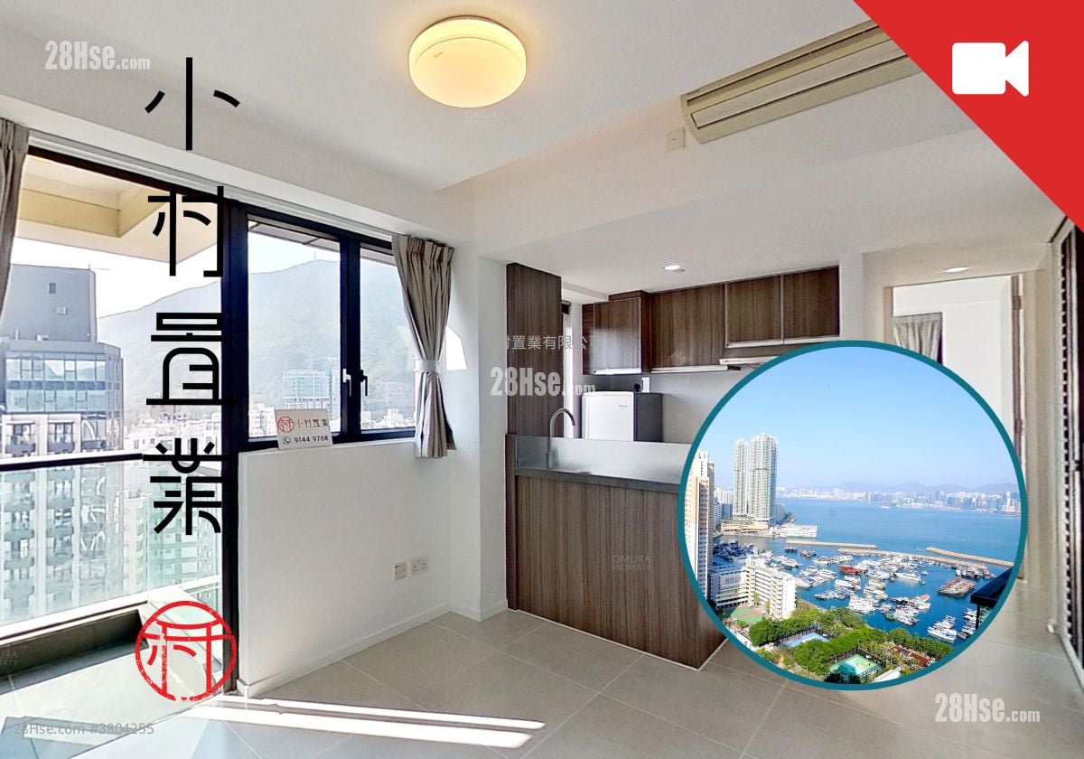 living room: East 17 Rental 2 Bedrooms , 1 Bathroom 445 ft²