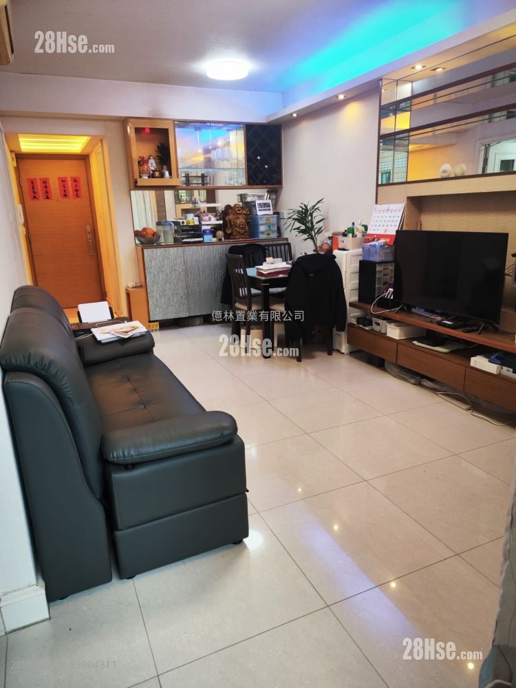 Metro Town Rental 2 Bedrooms , 1 Bathroom 503 ft²