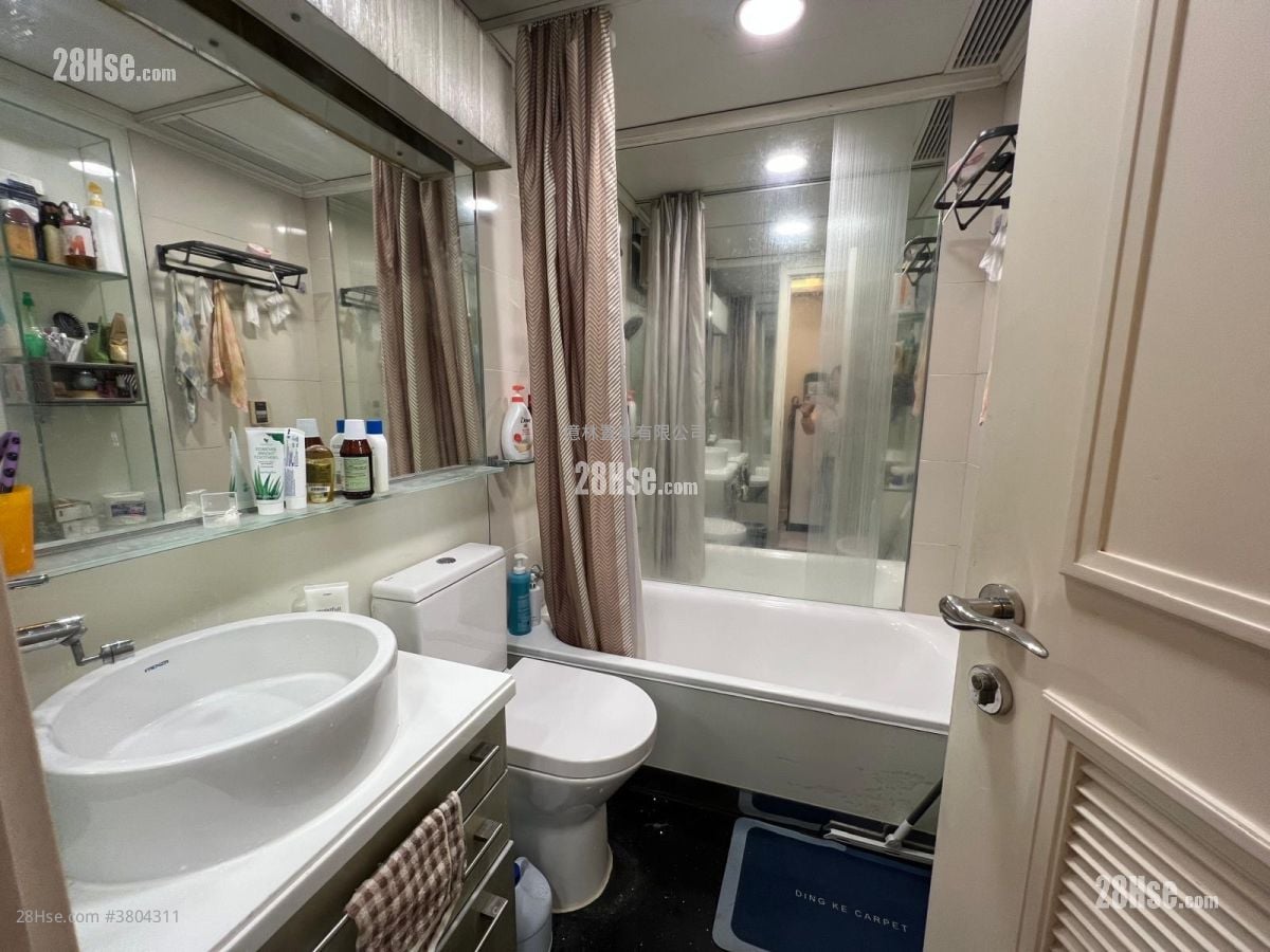 Metro Town Rental 2 Bedrooms , 1 Bathroom 503 ft²