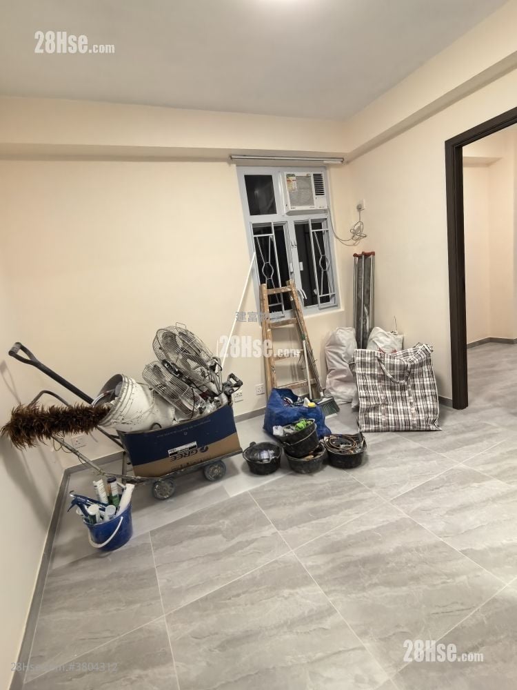 好顺福大厦 租盘 288 平方尺