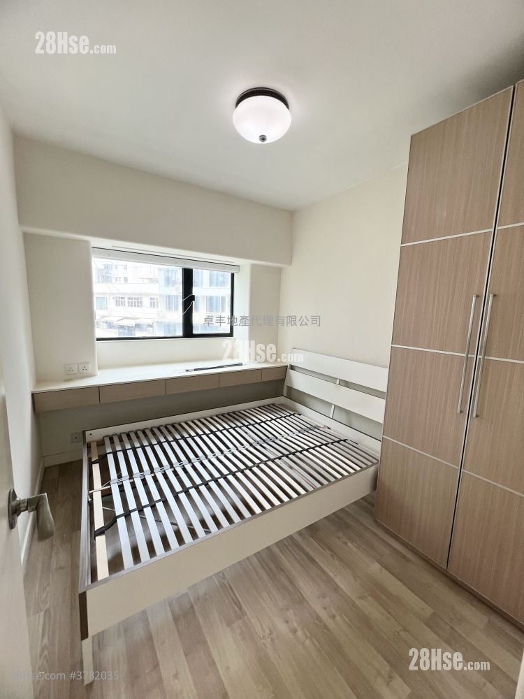 Wilton Place Rental 1 Bedroom , 1 Bathroom 290 ft²