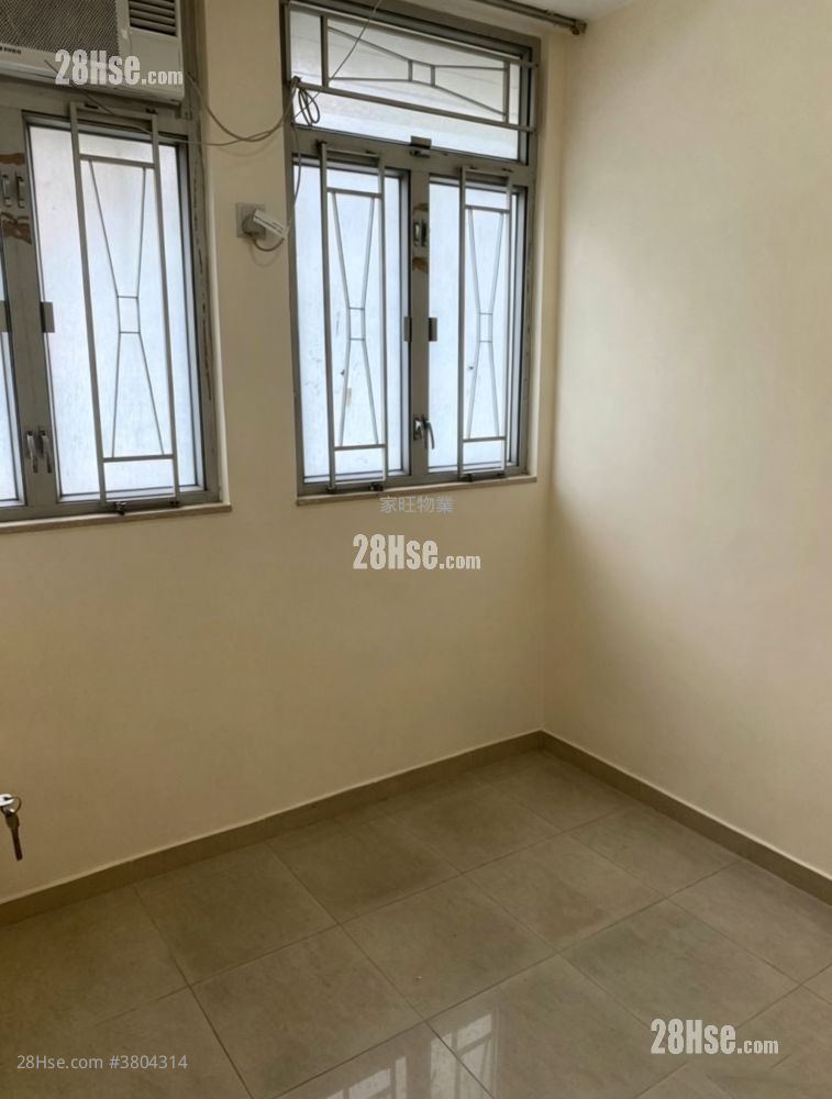 唐楼 租盘 2 房 , 1 浴室 312 平方尺