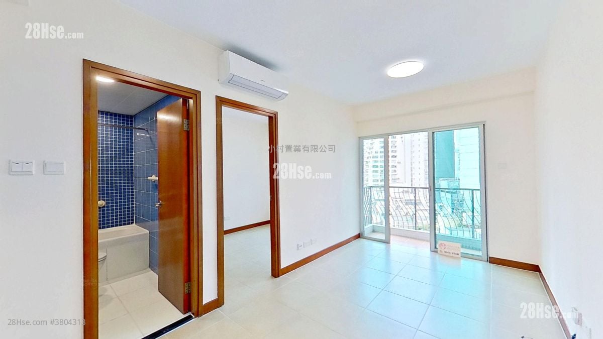 living room: Tung Tze Terrace Rental 1 Bedroom , 1 Bathroom 344 ft²