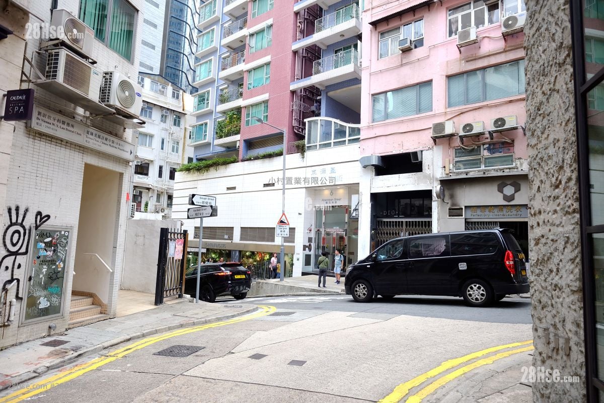 building outlook: Tung Tze Terrace Rental 1 Bedroom , 1 Bathroom 344 ft²