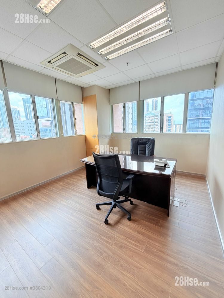 时颖中心 租盘 5+ 房 2,380 平方尺