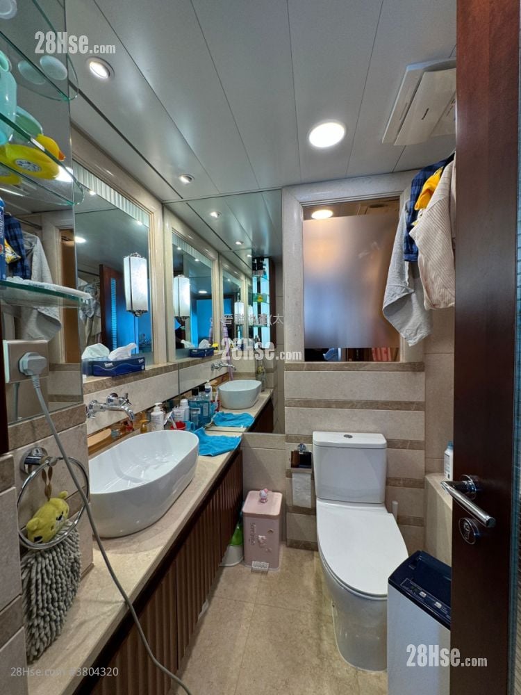 君临天下 售盘 2 房 , 2 浴室 779 平方尺