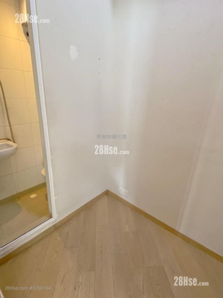 Chatham Gate Sell 4 Bedrooms , 3 Bathrooms 862 ft²