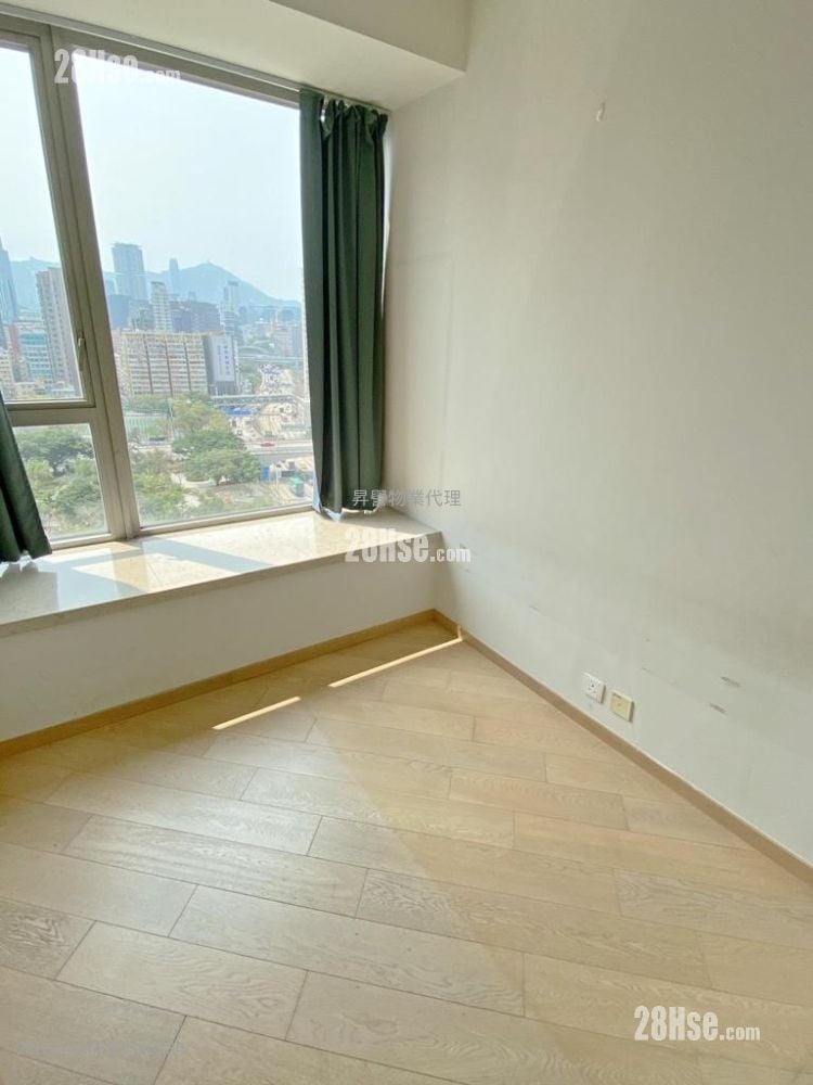 Chatham Gate Sell 4 Bedrooms , 3 Bathrooms 862 ft²