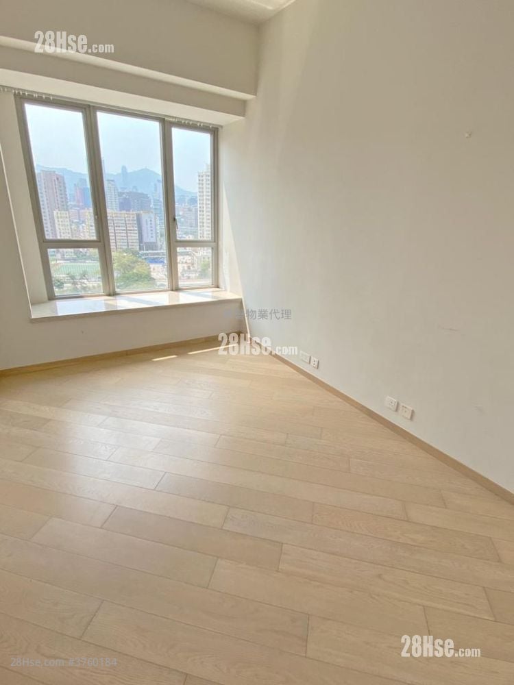 Chatham Gate Sell 4 Bedrooms , 3 Bathrooms 862 ft²