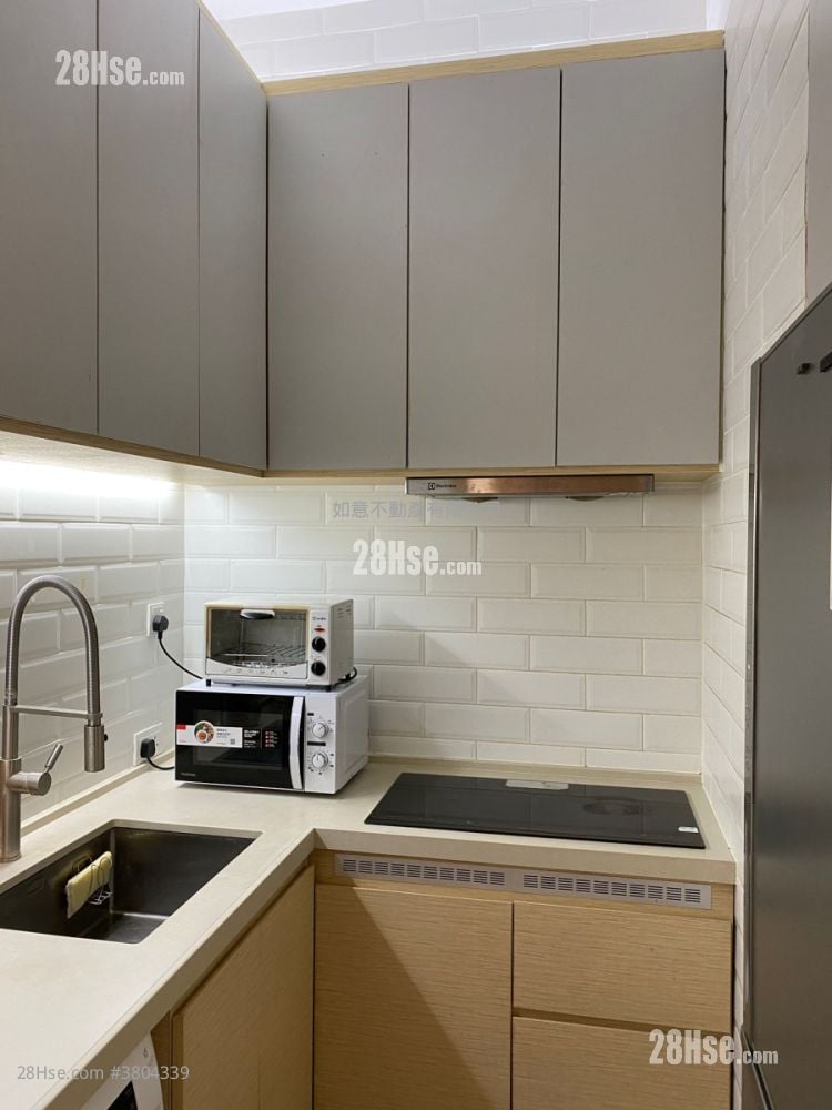 The Metropolis Residence Rental 1 Bedroom , 1 Bathroom 450 ft²