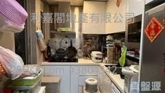 Heya Star Sell 3 Bedrooms , 2 Bathrooms 730 ft²