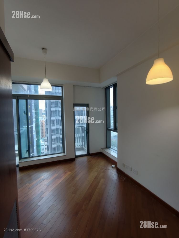 Park Summit Rental Studio , 1 Bathroom 274 ft²