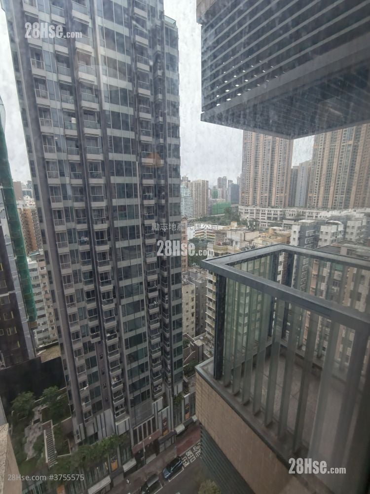 Park Summit Rental Studio , 1 Bathroom 274 ft²