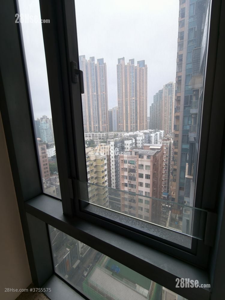 Park Summit Rental Studio , 1 Bathroom 274 ft²