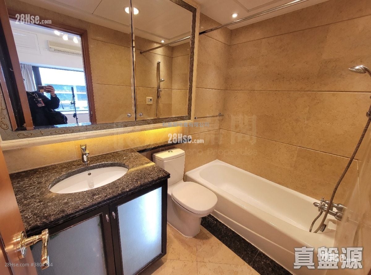 凯旋门 售盘 3 房 , 3 浴室 976 平方尺