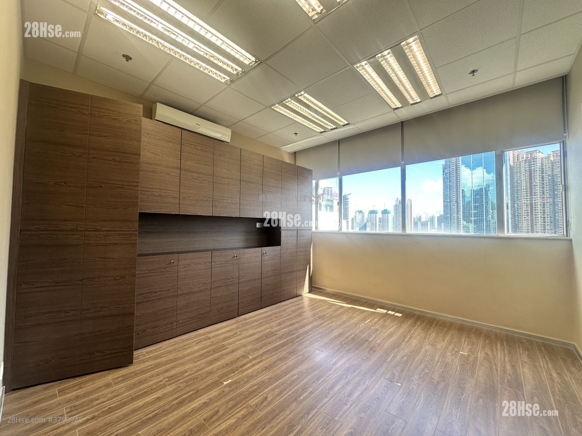 时颖中心 租盘 5+ 房 2,290 平方尺