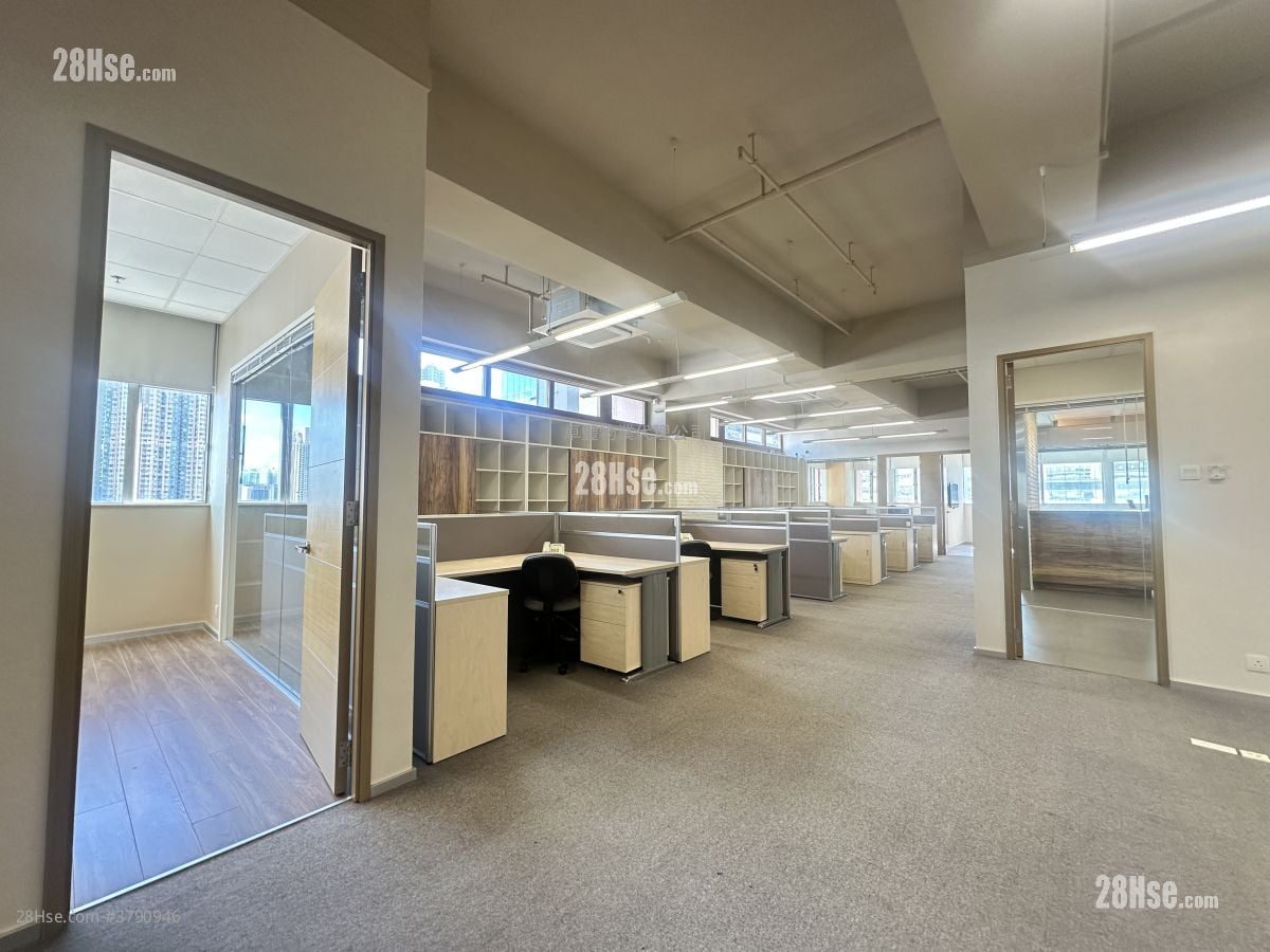 时颖中心 租盘 5+ 房 2,290 平方尺