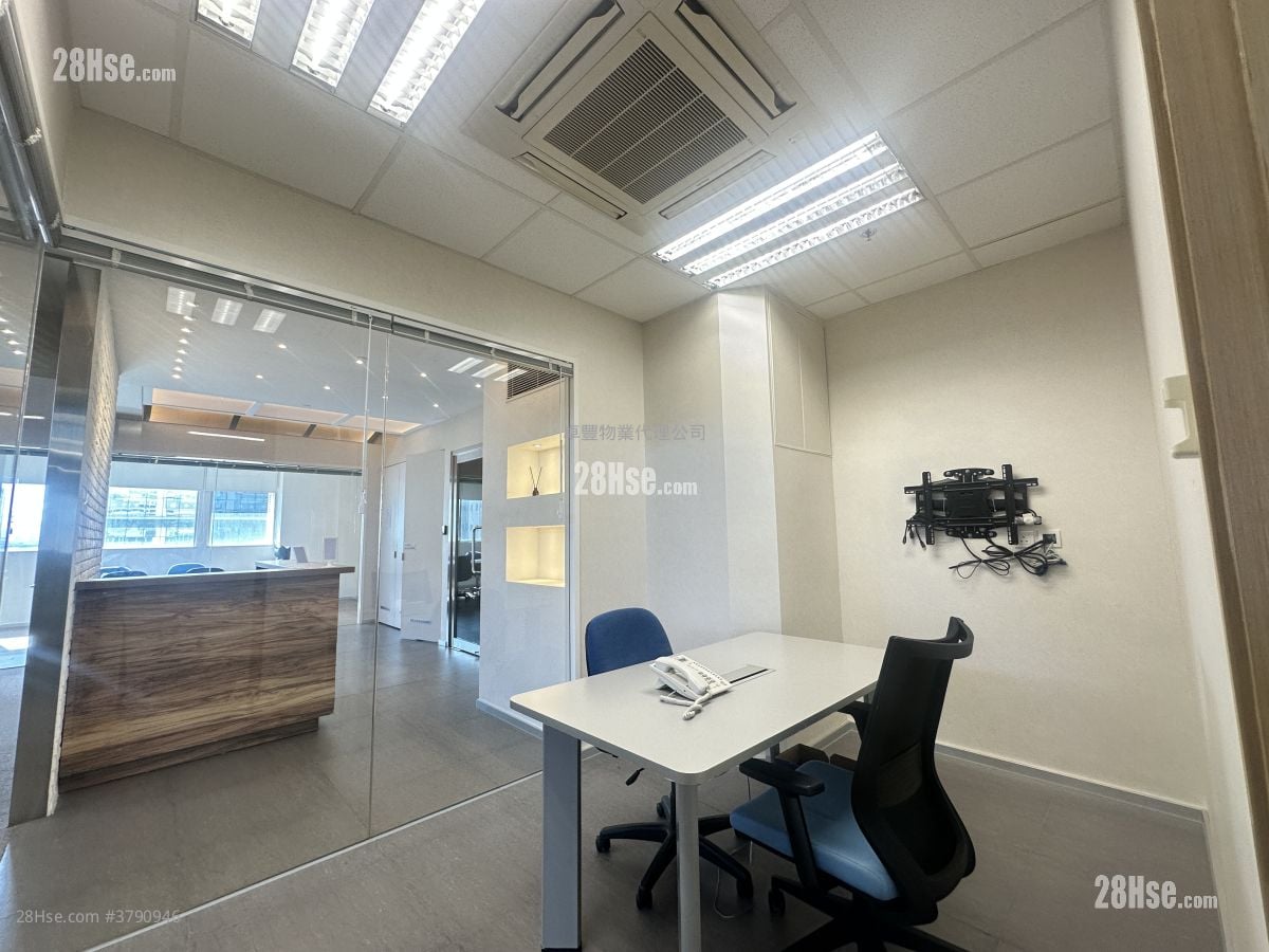 时颖中心 租盘 5+ 房 2,290 平方尺