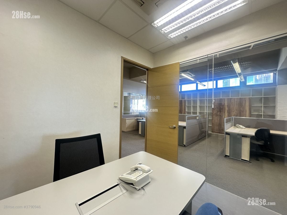 时颖中心 租盘 5+ 房 2,290 平方尺