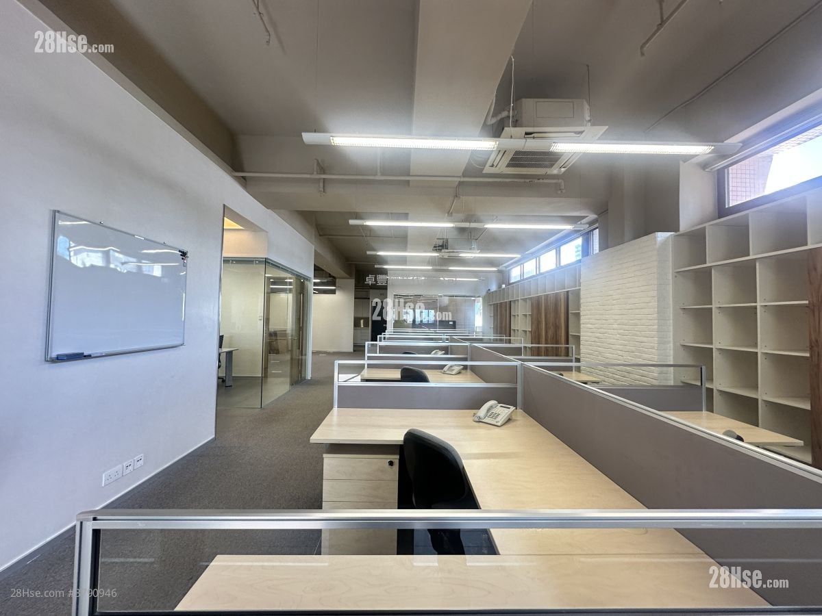 时颖中心 租盘 5+ 房 2,290 平方尺