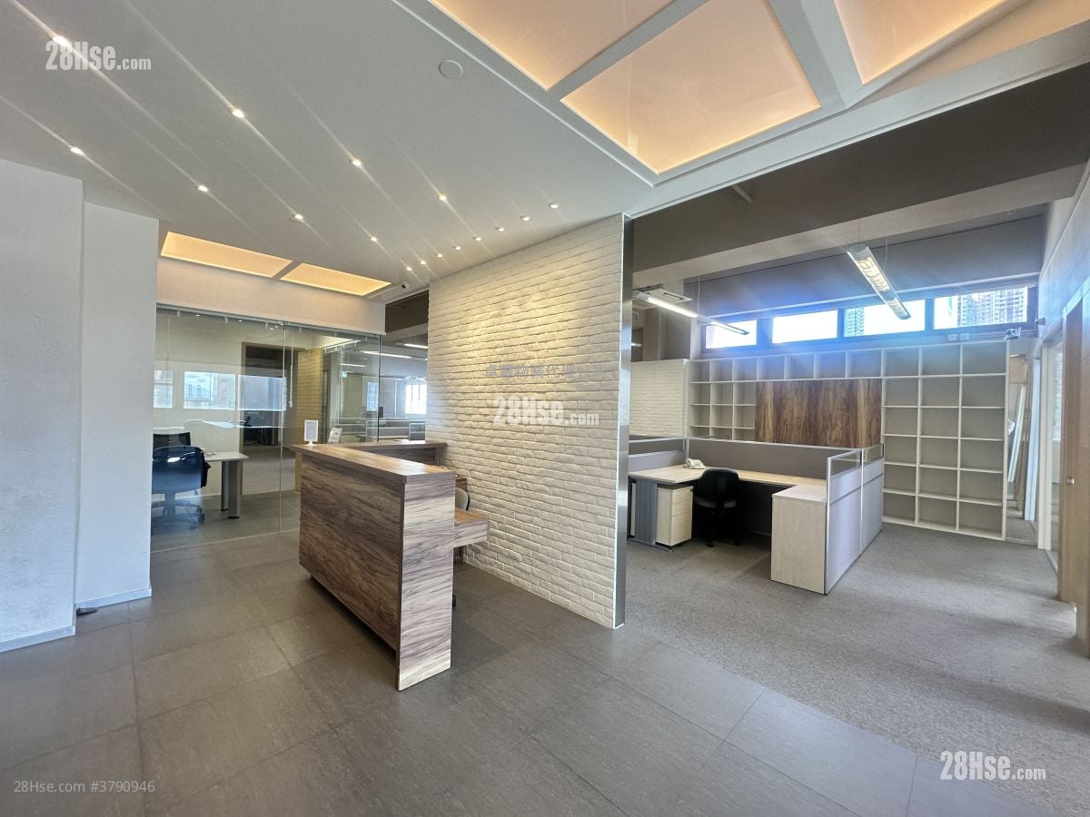 时颖中心 租盘 5+ 房 2,290 平方尺