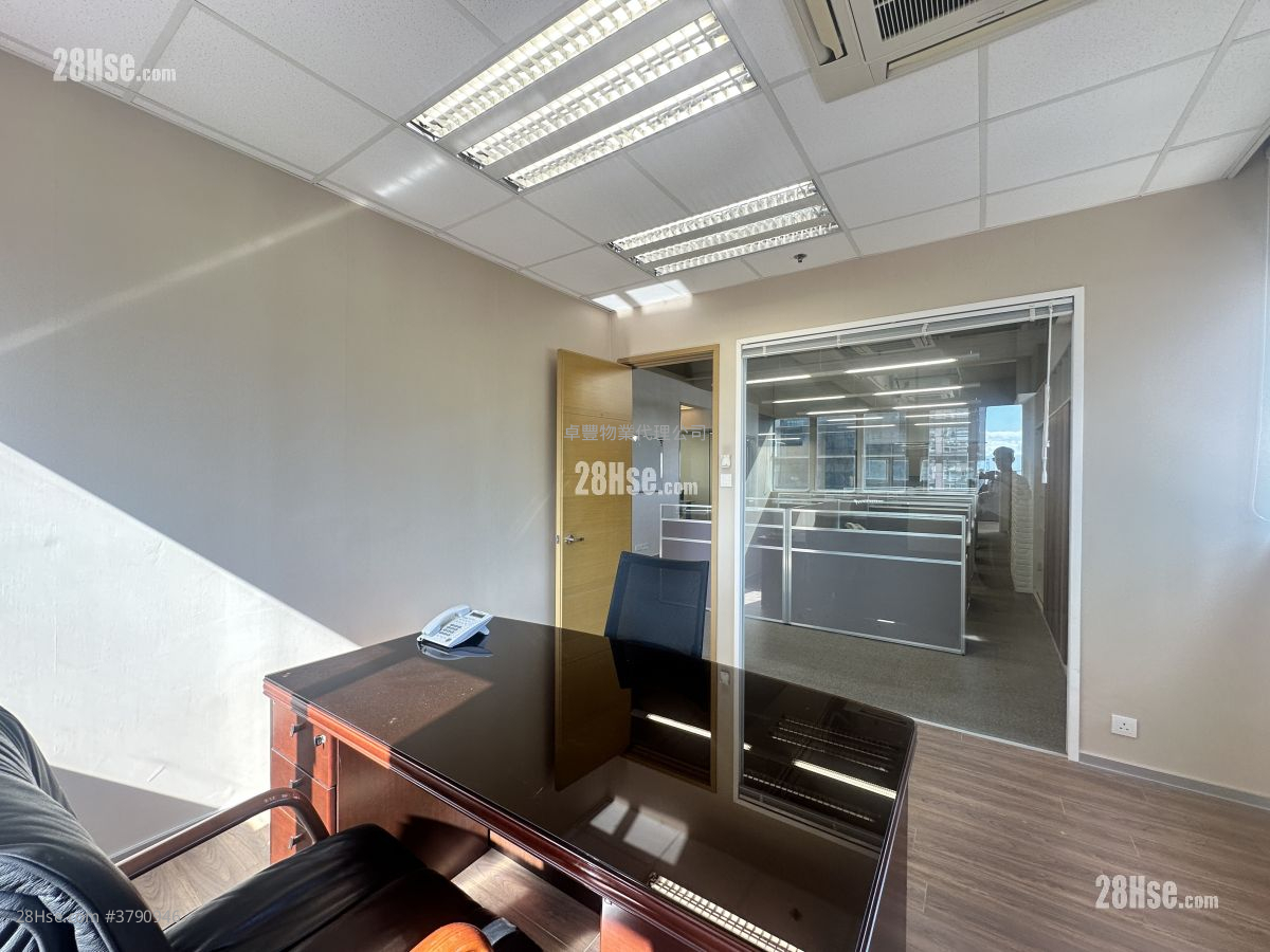 时颖中心 租盘 5+ 房 2,290 平方尺