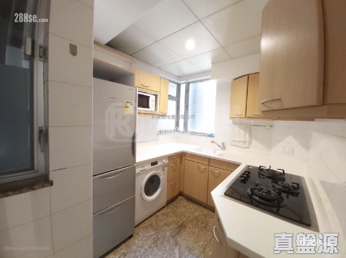 The Waterfront Sell 3 Bedrooms , 3 Bathrooms 934 ft²