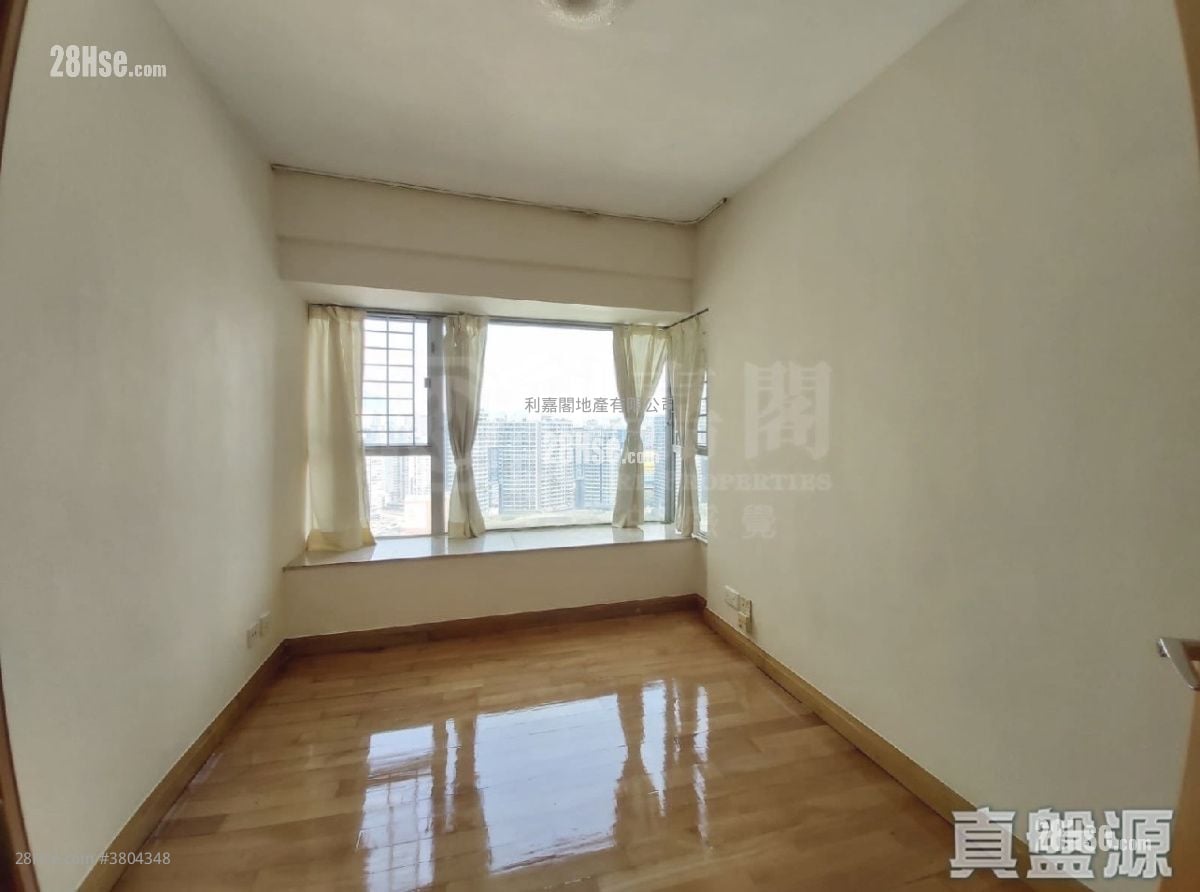 The Waterfront Sell 3 Bedrooms , 3 Bathrooms 934 ft²