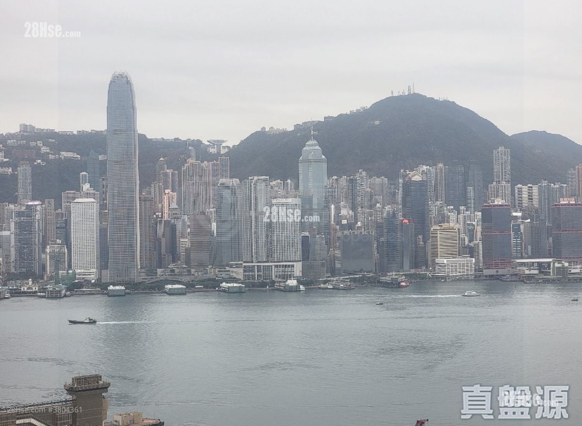 Grand Austin Sell 5+ Bedrooms 2,180 ft²