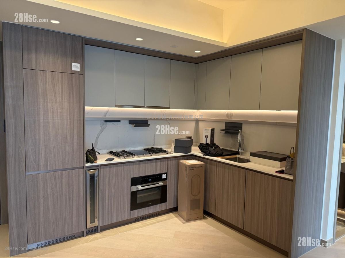 Pano Harbour Rental 4 Bedrooms , 2 Bathrooms 784 ft²