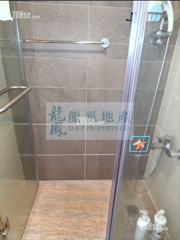 新港豪庭 售盘 2 房 , 1 浴室 346 平方尺