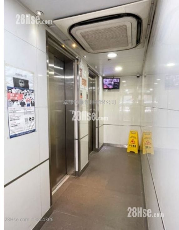 Silver Commercial Building Rental 2 Toilets