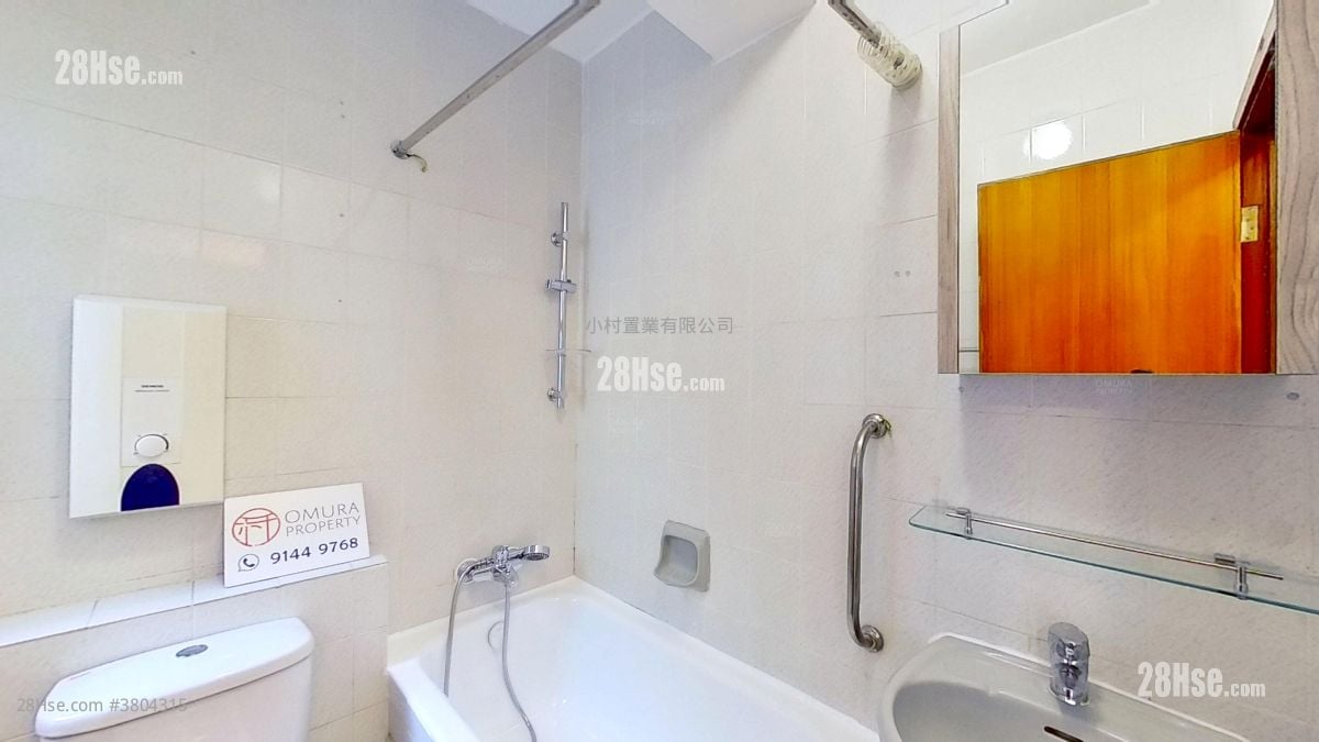 浴室: 东盛台 租盘 开放式间隔 , 1 浴室 259 平方尺