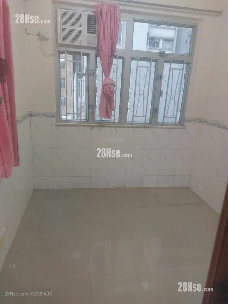 華都樓 租盤 3 房 , 1 浴室 370 平方呎