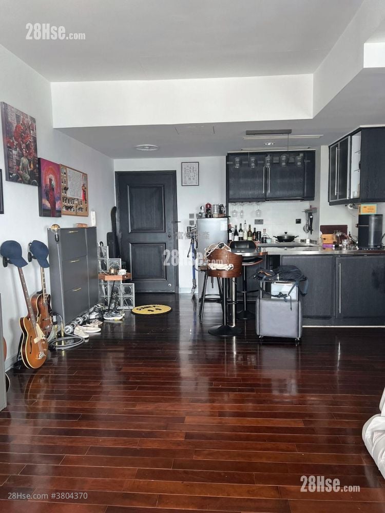 Royal Peninsula Sell 1 Bedroom , 1 Bathroom 492 ft²