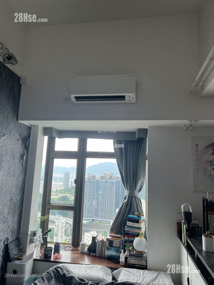 Royal Peninsula Sell 1 Bedroom , 1 Bathroom 492 ft²