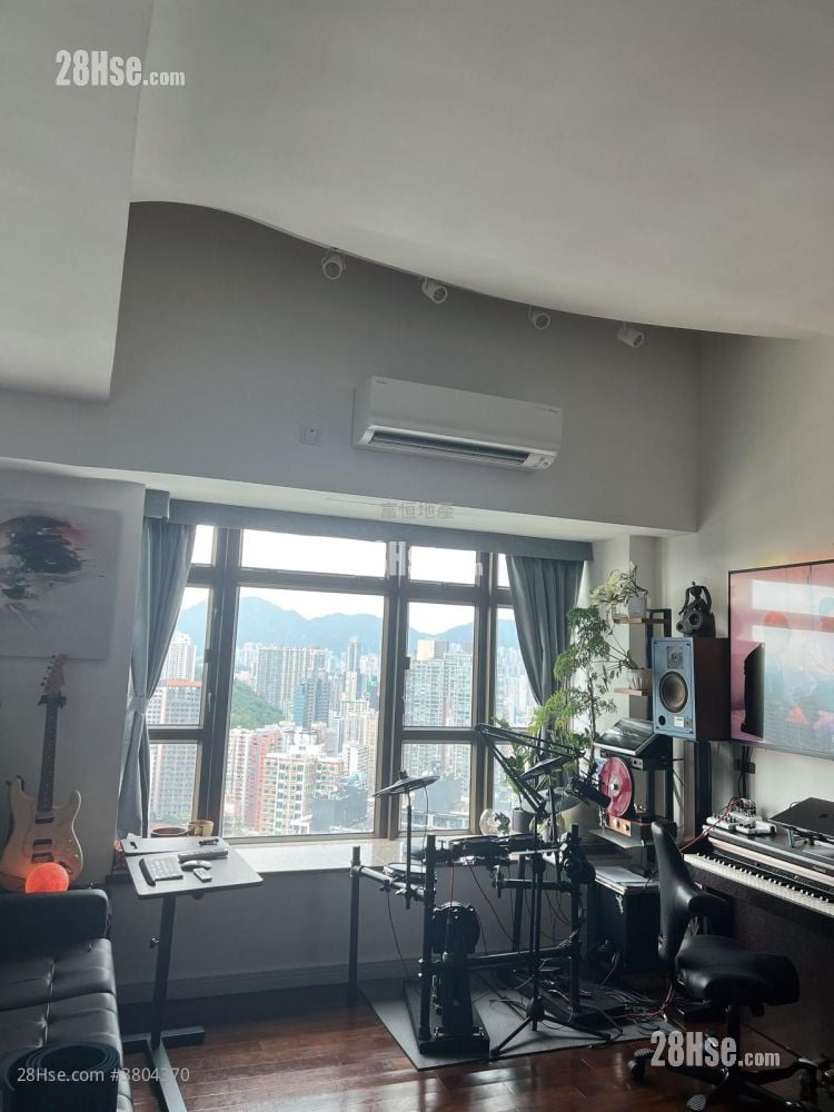 Royal Peninsula Sell 1 Bedroom , 1 Bathroom 492 ft²