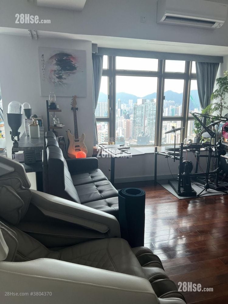 Royal Peninsula Sell 1 Bedroom , 1 Bathroom 492 ft²