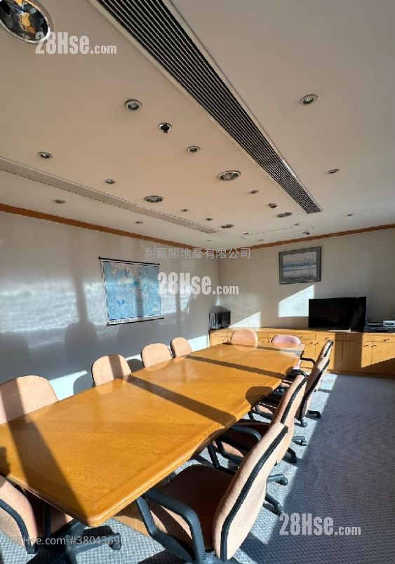 Admiralty Centre Sell