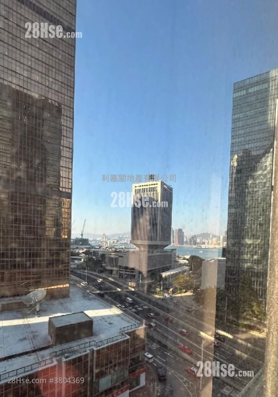 Admiralty Centre Sell