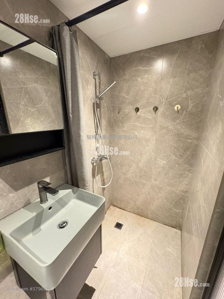 永宁大厦(顺宁道) 租盘 1 房 , 1 浴室 200 平方尺