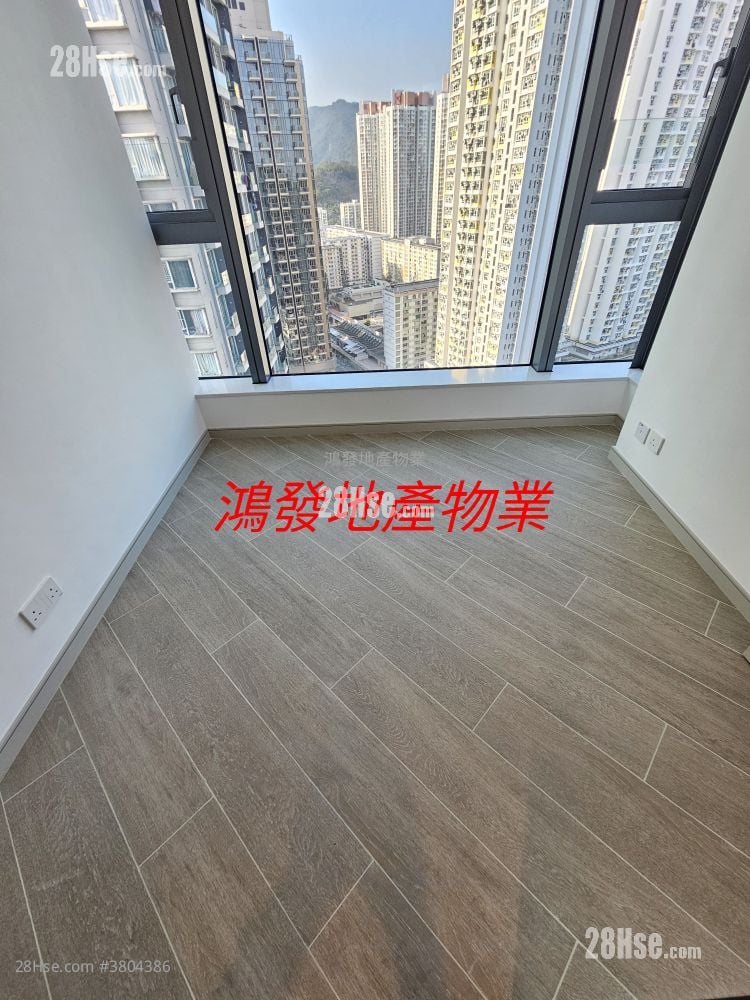 晓柏峰 售盘 3 房 , 2 浴室 499 平方尺