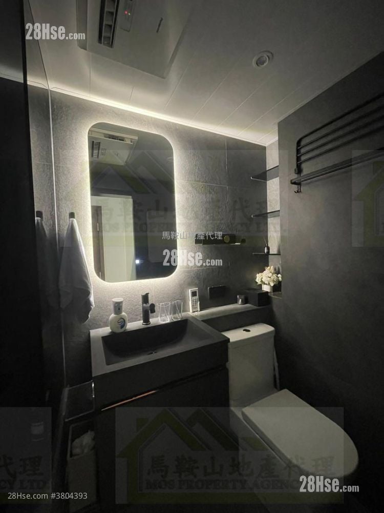 Kam Ying Court Sell 2 Bedrooms , 1 Bathroom 401 ft²