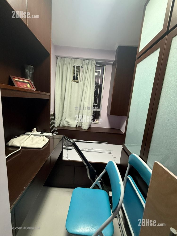 新兴花园 租盘 2 房 , 1 浴室 426 平方尺