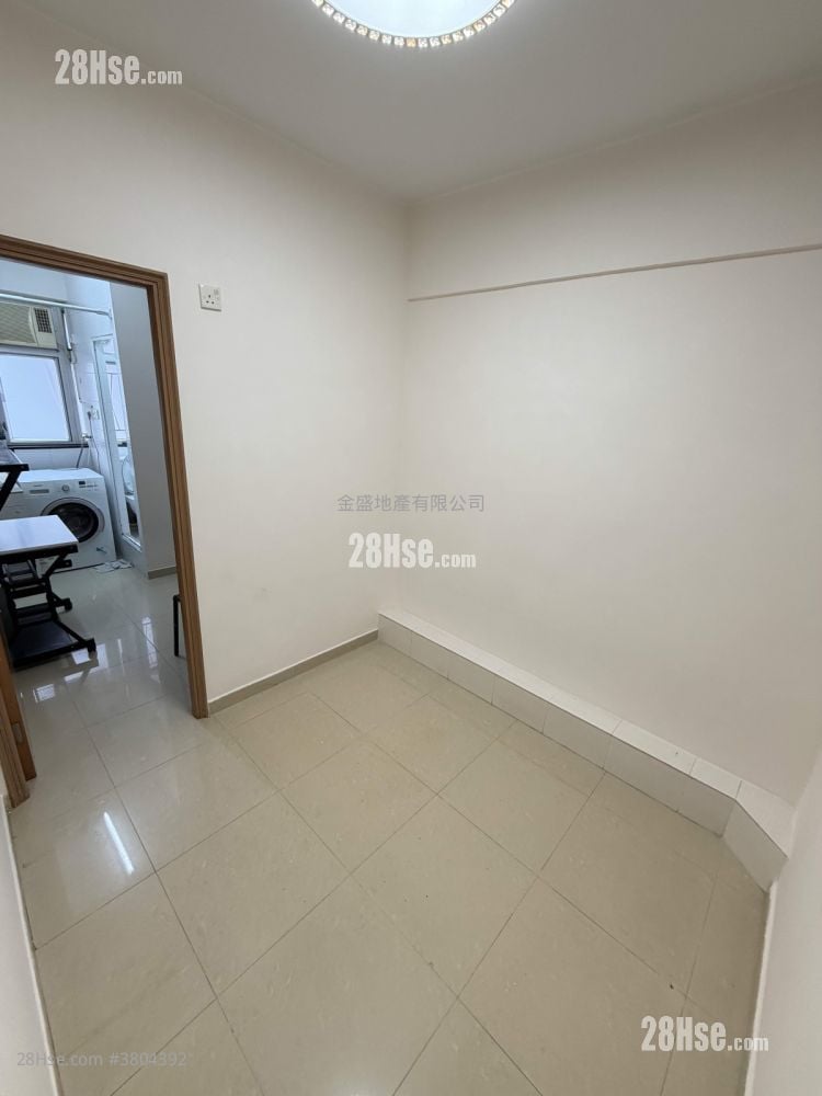 Chinese Mansion Rental 1 Bedroom , 1 Bathroom 160 ft²