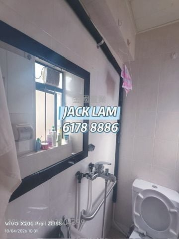 Burlington House Sell 3 Bedrooms , 3 Bathrooms 1,819 ft²